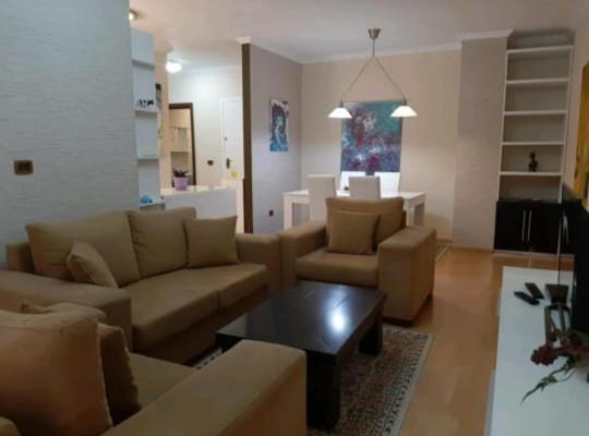 Erina Luxury Apartment Tirana Buitenkant foto